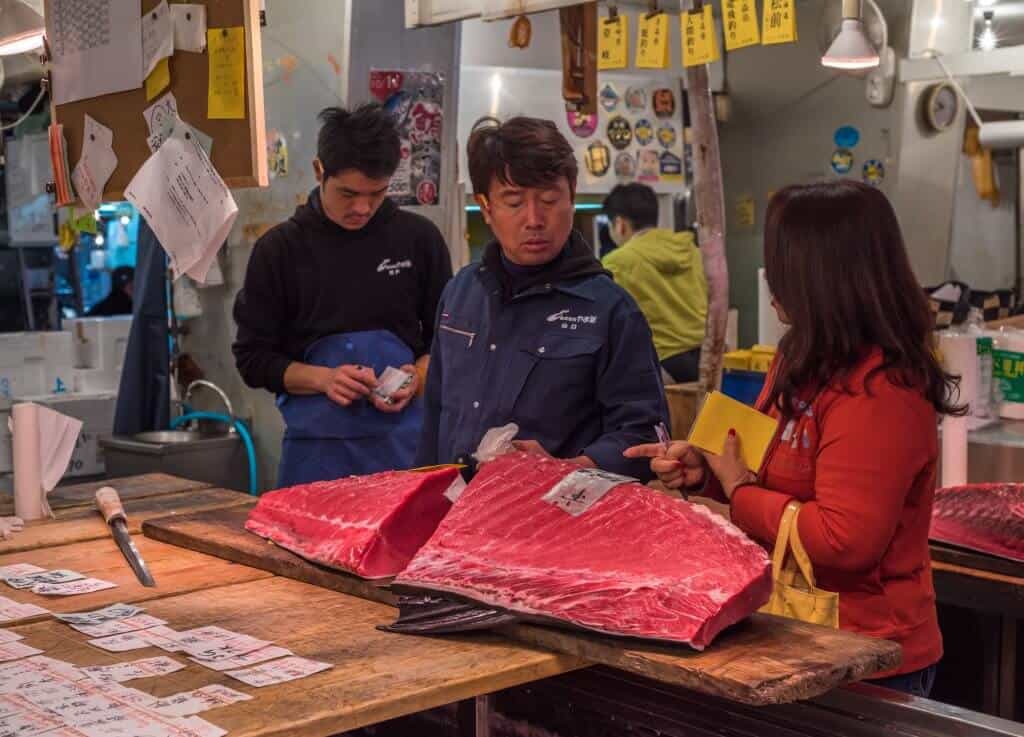 Free Things to do in Tokyo - Tsukiji Market Maguro