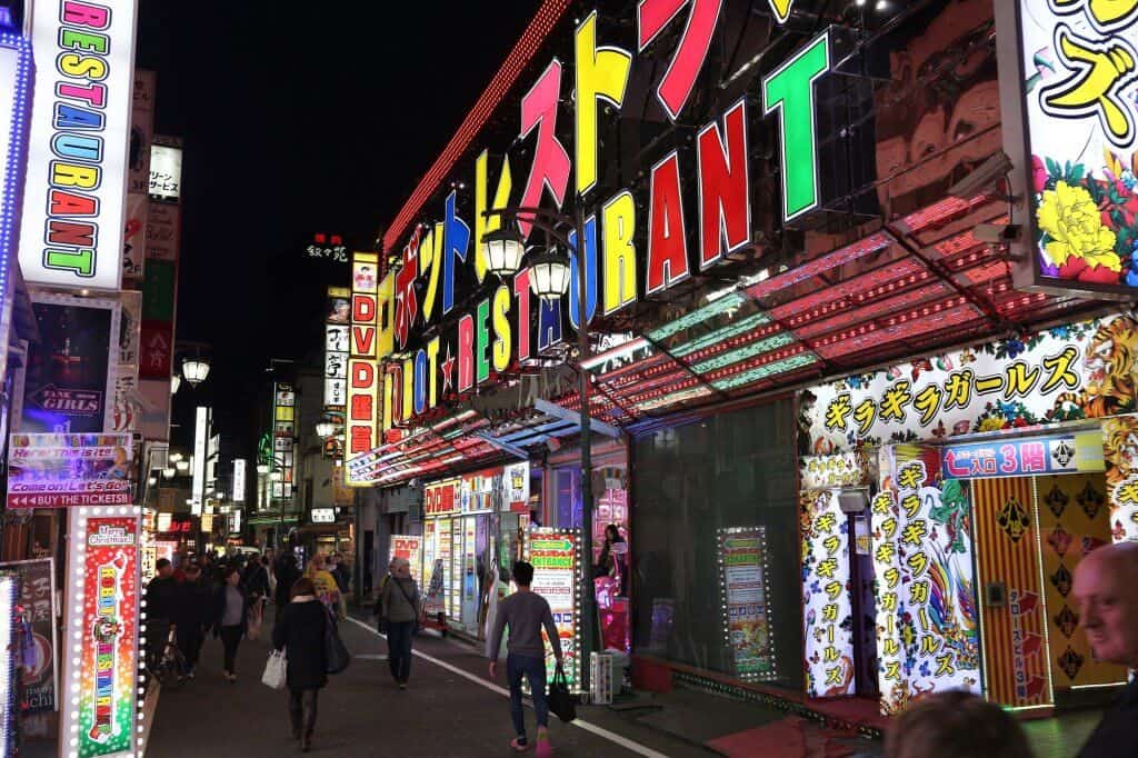 Robot Restaurant, Shinjuku