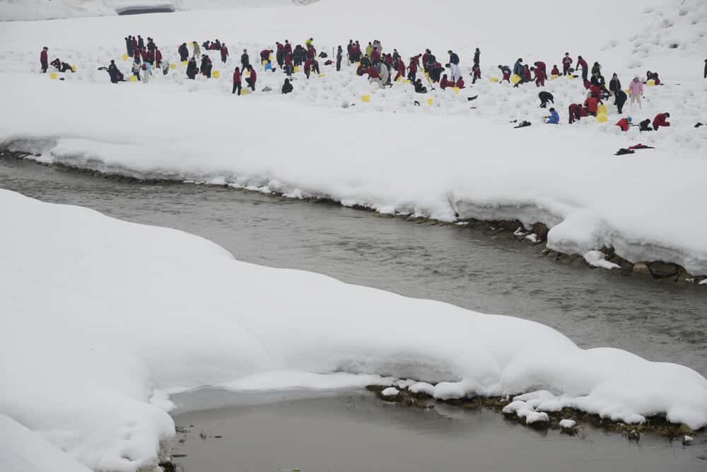 Yokote Kamakura Snow Festival
