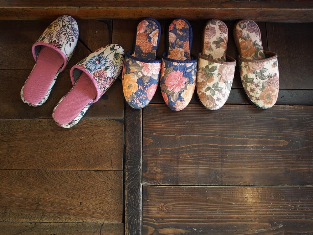 Cultural Mistakes in Japan - Slippers