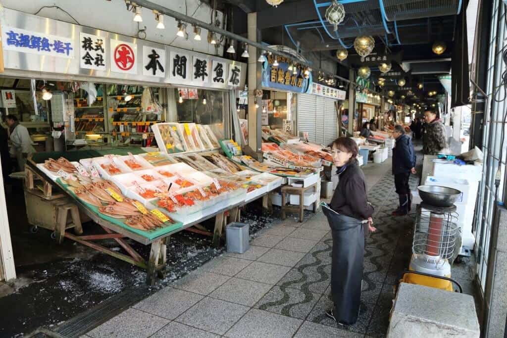 What to do in Sapporo Niji Market