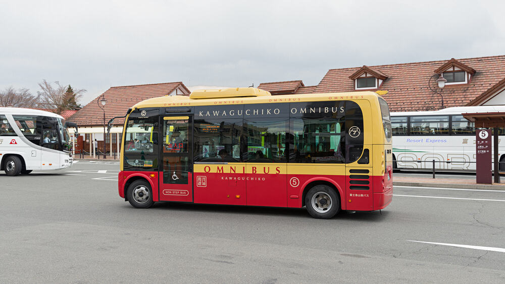 Lake Kawaguchi Omni Bus