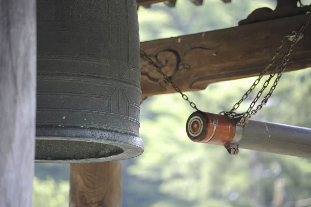 New Years in Japan Bell Ringing